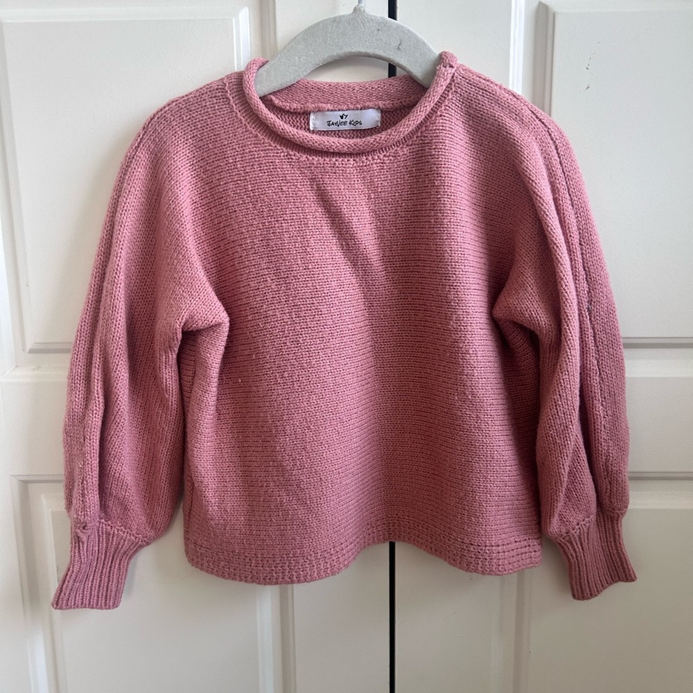 Rollneck Pink Crewneck Sweater